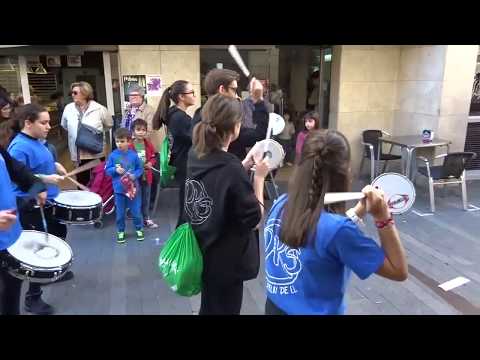 Drakaris i la Mula am el mercat de Sant Feliu de Llobregat
