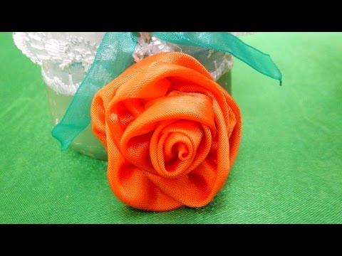 Красивый цветок из лент мастер класс Красивый цветок из лент мастер класс
