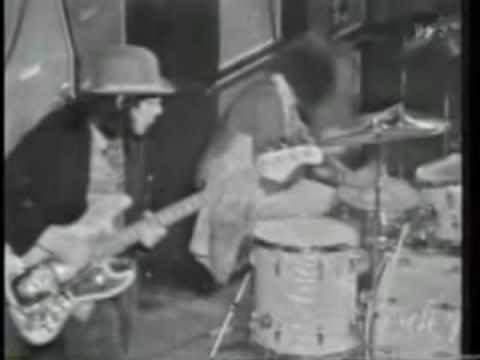 Jethro Tull - Back To The Family - The Minstrel Looks Back 2dvd Set