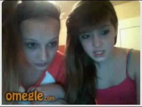 Teen Girls Flashing On Webcam