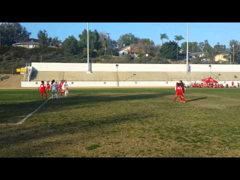 Amanda with a chance on the free kick.