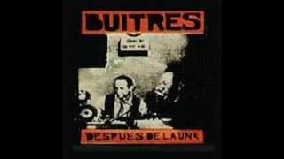 Watch Buitres La Virgen video