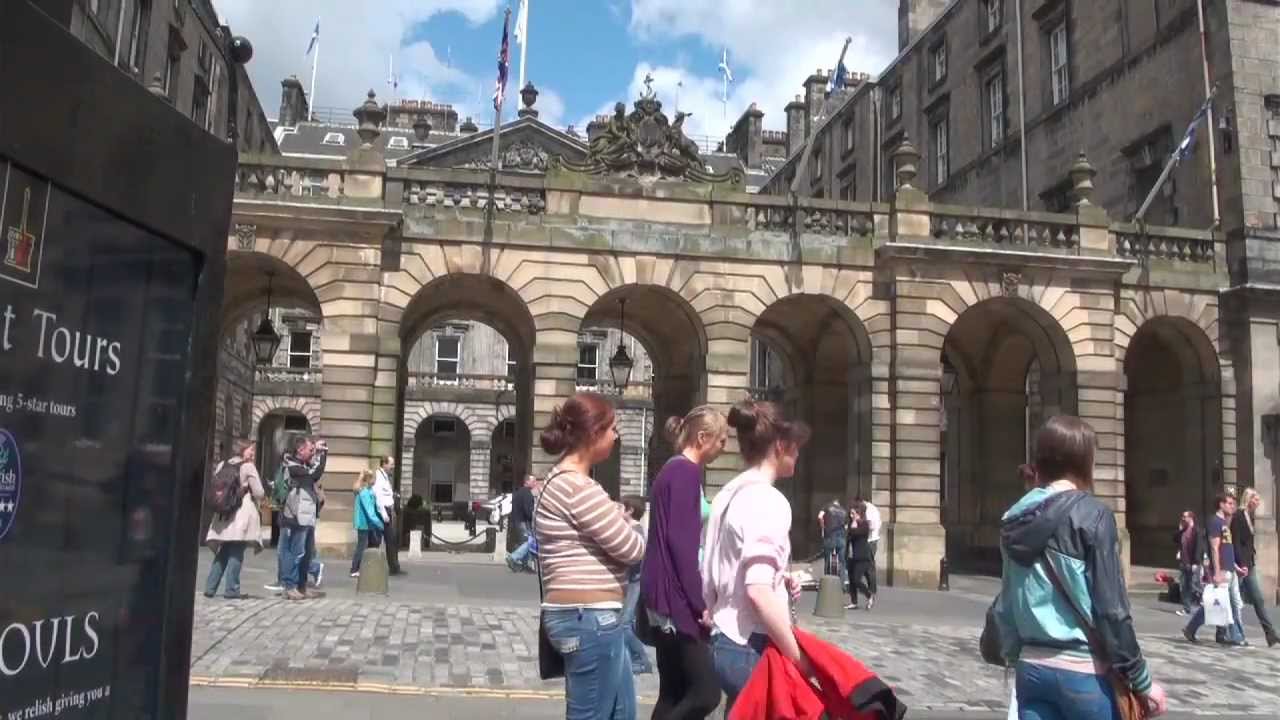 Student life in the city of Edinburgh - YouTube