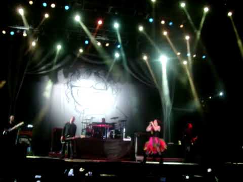 Abertura do show do Evanescence no Maquinaria Festival. Length: 4.3666 mins.
