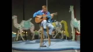 Watch Jerry Reed Hallelujah I Love Her So video
