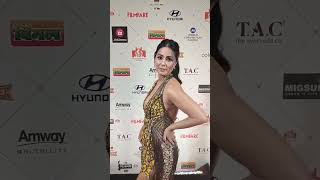 Hina Khan Hot Looks At Filmfare Awards 2023