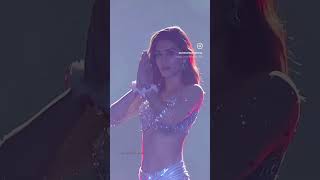 Kriti Sanon Dance Performance In Zee Cinema Award 2024