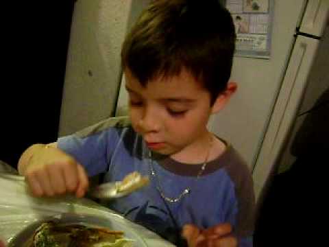 CHICAS COMIENDO MIERDA chicas comiendo mierda: