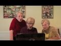 Cosa succede quando una nonna guarda un porno? Grandmas watch Kardashian sex tap