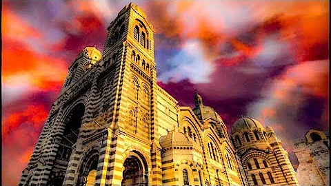 Quel est le nom de la cathédrale de Marseille ?