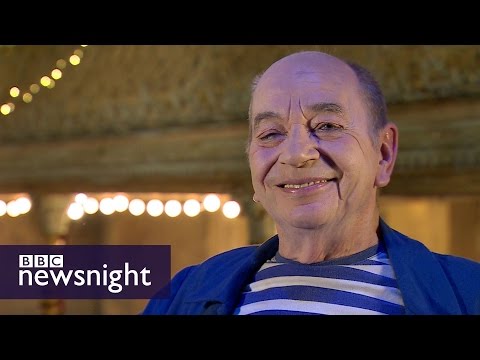 Meet Lindsay Kemp: David Bowie's muse and lover - BBC Newsnight