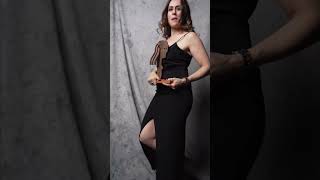 Itziar Ituño Com Seu Prêmio De Melhor Atriz De Televisão Por Intimidad Fotogramas