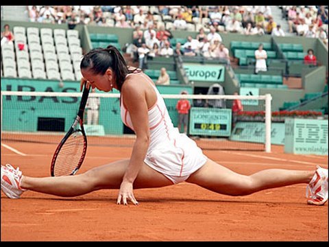 テニス Week: Quick Serve with Jエレナ ヤンコビッチ