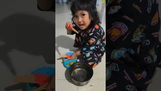 Farihah Main Masak Masakan