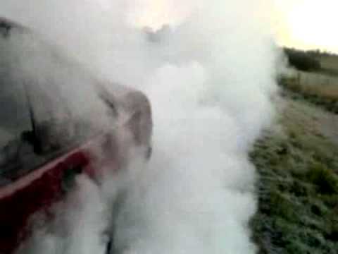 VS Holden Commodore Burnout