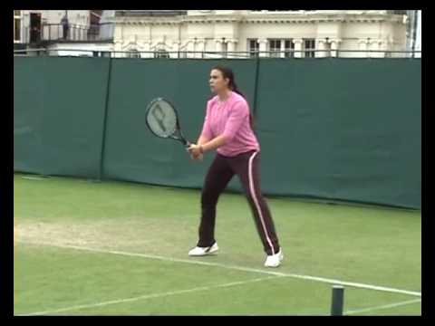 Marion バルトリ practice in Eastbourne 2008