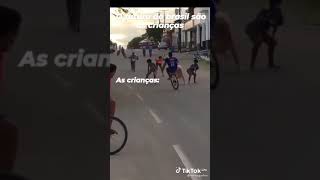 O Futuro Do Brasil São As Crianças... As Crianças Kkk