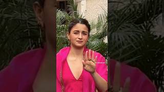Original Bhabi Alia Bhatt Aaj Bahut Naaraj Lag Rahi Hai Na? Bollywoodlogy Honey Singh Songs