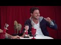 Watching video Erro Crasso T3 Ep5 - CARLOS C. VILHENA, atores portugueses, frases em inglês e o desafio da canela.