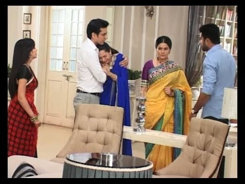 Iss Pyaar Ko Kya Naam Doon : Aasthas sweekriti ceremony - Bollywood...