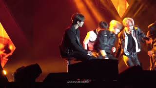 191126 Aaa Miroh Stray Kids Leeknow Focus