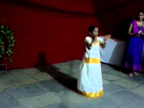 Kon Dete Kon - Dance by Sadhaesa Bhagwat