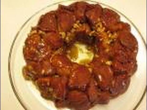 VIDEO : betty's caramel-walnut monkey bread - betty demonstrates how to make caramel-walnutbetty demonstrates how to make caramel-walnutmonkey bread. this bread isbetty demonstrates how to make caramel-walnutbetty demonstrates how to make ...