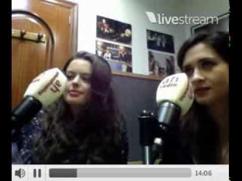 Adriana Torrebejano y Berta Hernández twitcam
