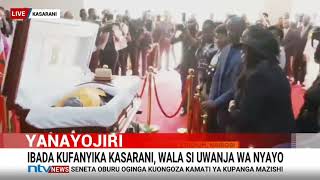 Mama Ida Odinga Autazama Mwili Wa Raila Odinga Katika Uwanja Wa Kasarani