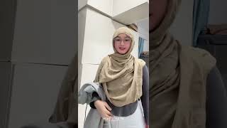 Wadohhh Bikin Gak Fokus Kak Intan24 Live Belahannya Terlihat Jelas.
