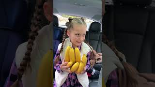 Live Bananas By Vdekameron
