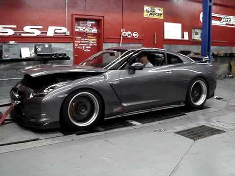 South Side Performance and Jon Silva's 2009 GTR R35 Modifications Exhaus