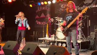 Hot Cherie- Hardline Cover Open Mic Jam