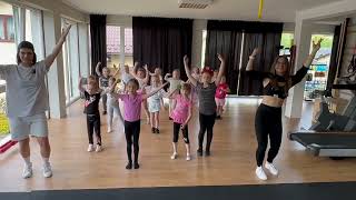Vaiana Natalia Nykiel - Pół Kroku Stąd Easy Dance For Kids Choreo. Karolina Wolak