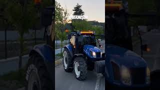 New Holland T 7070