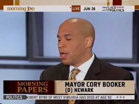 Gov. Christie, Newark Mayor Booker channel Seinfeld-Newman rivalry ...