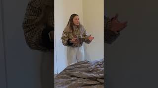 Ela Pegou O Namorado Descascando A Banan4 Quando Chegou Em Casa