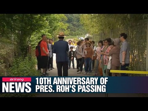 Visitors gather at Bongha Village to remember late Pres. Roh Moo-hyun