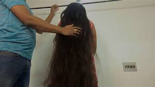 Impressive Thick Long Hair Play by Male Hair Dresser | Desi Long Hair Girl