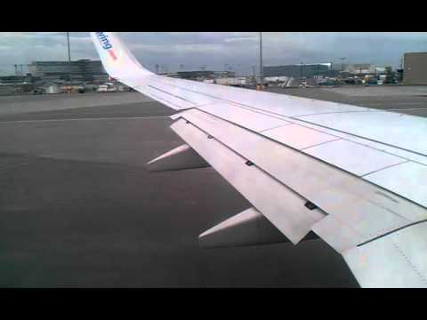 sunwing airlines boeing 737-800 take off from montreal sunwing airlines boeing 737-800 take off from montreal klip izle