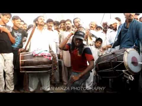 Punjabi Desi Beat Dhol Performance