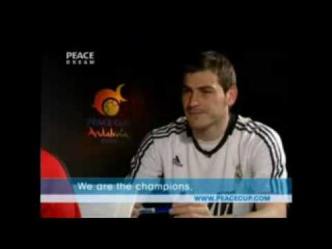 English Lessons with Pepe Reina and Iker Casillas