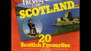 Watch Corries The Road To Dundee video
