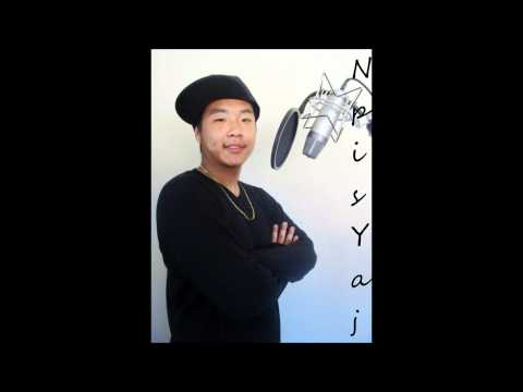 Watch Koj tseem muaj nuj nqi - Muaj Kub Yaj (cover by Bee Yang)