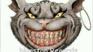 Naked Mynds, Qhama - Bebendikhwaza Naked Mynds, Qhama - Bebendikhwaza