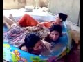 بنات في المسبح