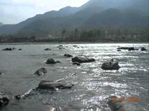 O Ganga Beheti Ho Kyun-Nidhi Sarin.wmv