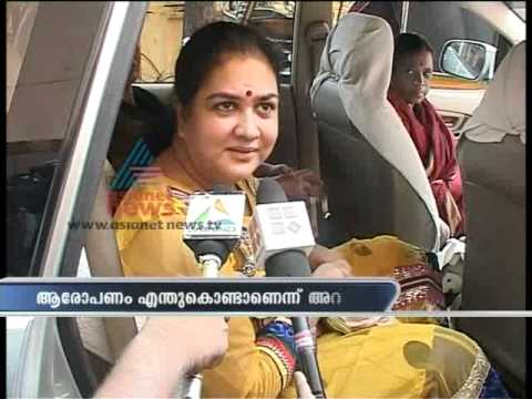 Urvashi responding to Manoj K Jayans allegations on her alcoholic...