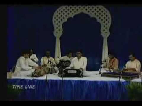 MAIN NASHE MEIN HOON - JAGJIT SINGH (Live)