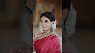 Actress Honey Rose Hot Saree Look